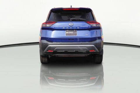 2022 Nissan Rogue SL