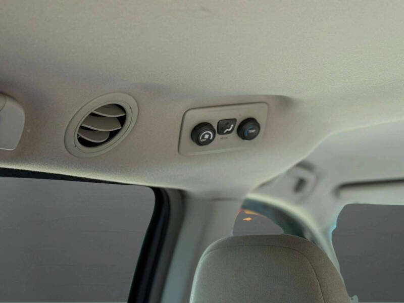 2013 Toyota Sienna L 7-Passenger