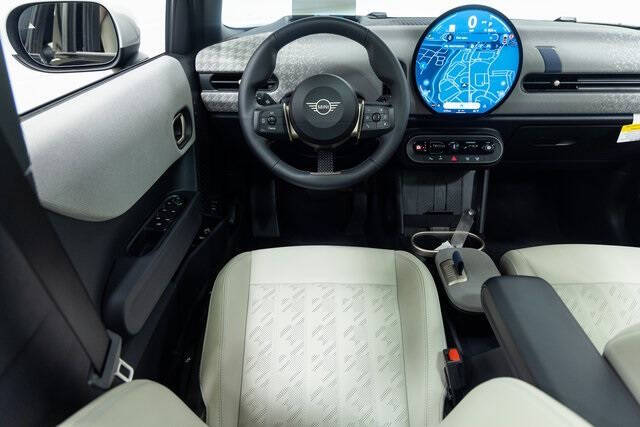 2025 MINI Hardtop 4 Door Cooper S Signature Trim