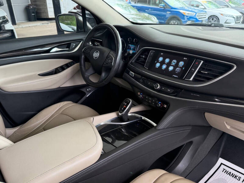 2019 Buick Enclave Essence