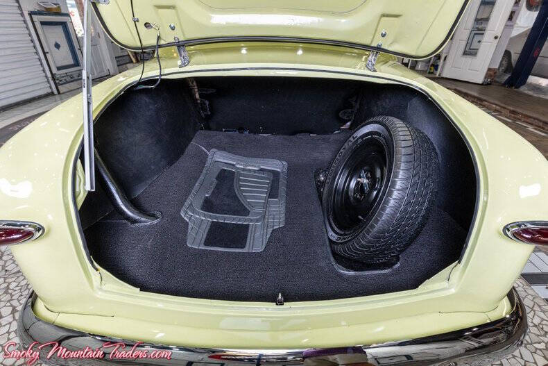 1950 Ford Custom Deluxe