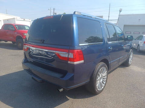 2017 Lincoln Navigator Select