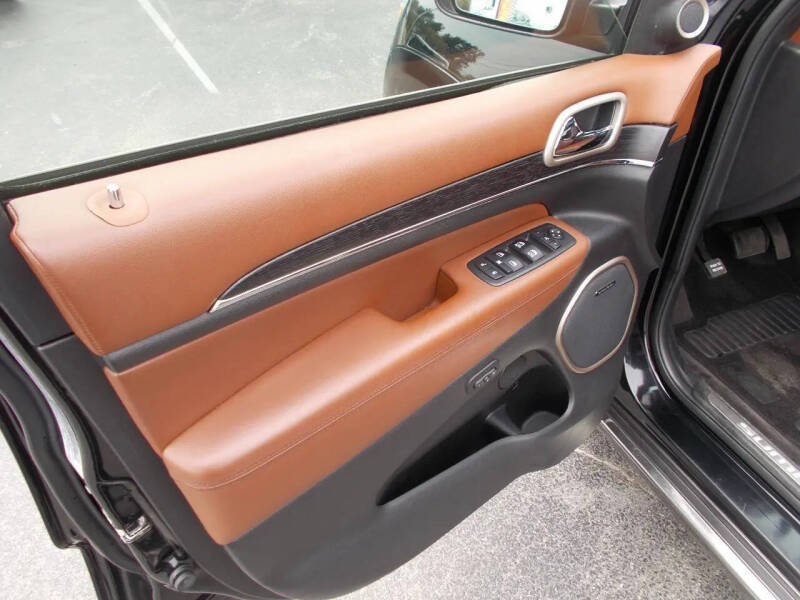 2017 Jeep Grand Cherokee Summit