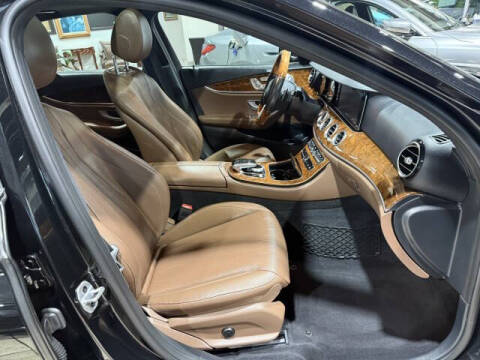 2019 Mercedes-Benz E-Class E 300