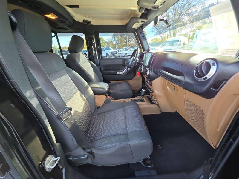 2011 Jeep Wrangler Unlimited Sahara