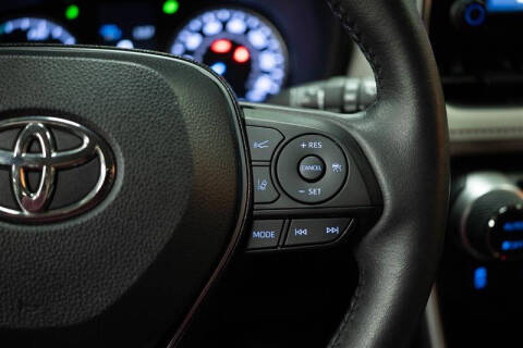 2020 Toyota RAV4 Hybrid XLE