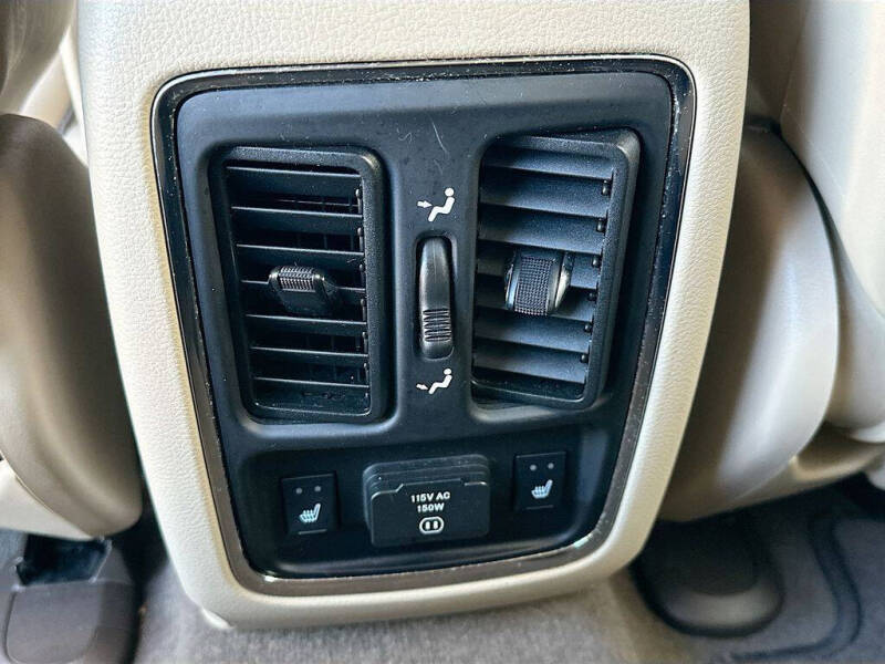 2011 Jeep Grand Cherokee Overland