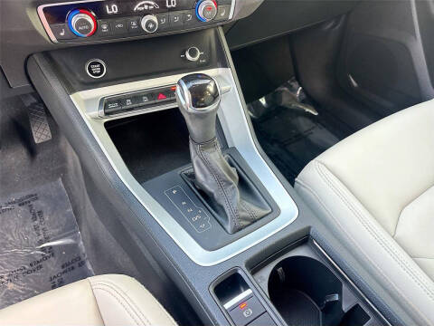 2021 Audi Q3 quattro S line Premium 45 TFSI