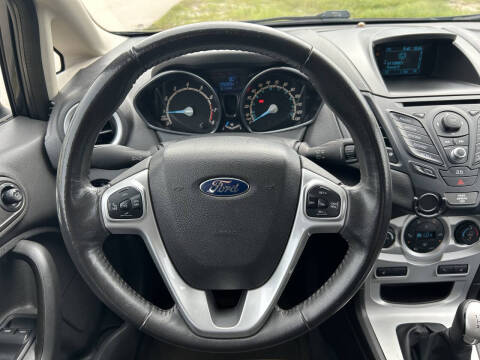2014 Ford Fiesta SE