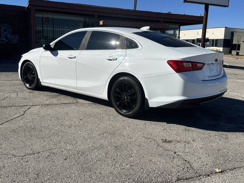 2017 Chevrolet Malibu LT