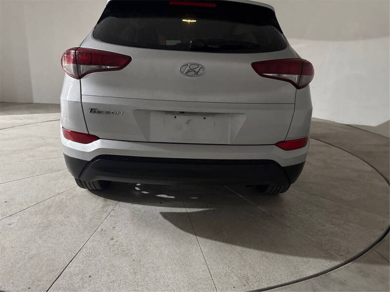 2017 Hyundai Tucson SE