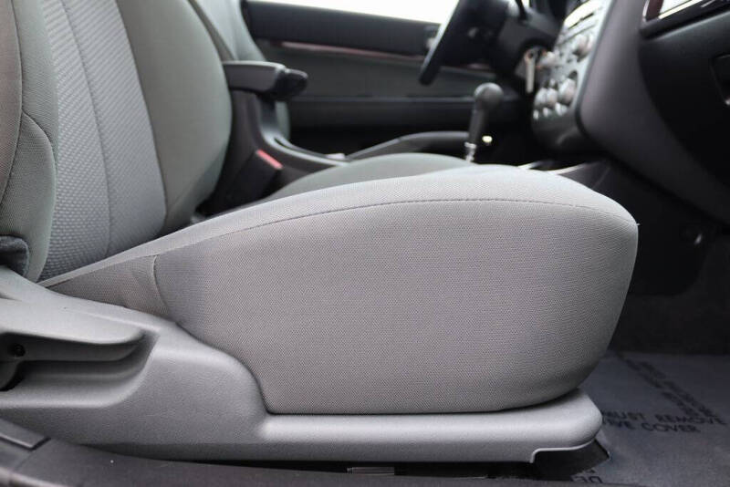 2010 Mitsubishi Galant ES