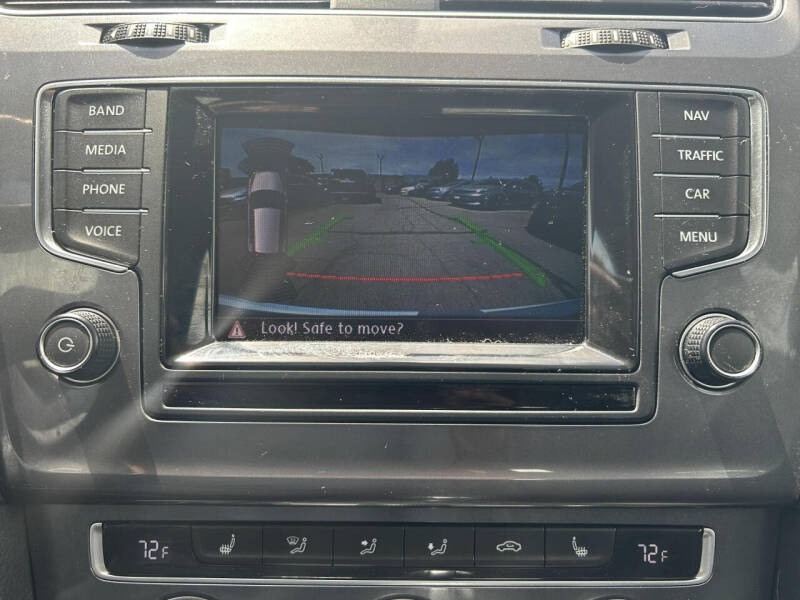 2015 Volkswagen e-Golf SEL Premium