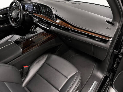 2023 Cadillac Escalade ESV Luxury