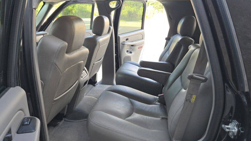 2004 GMC Yukon SLE - Photo 66