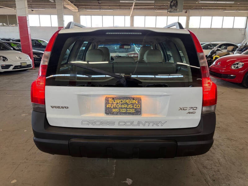 2004 Volvo XC70