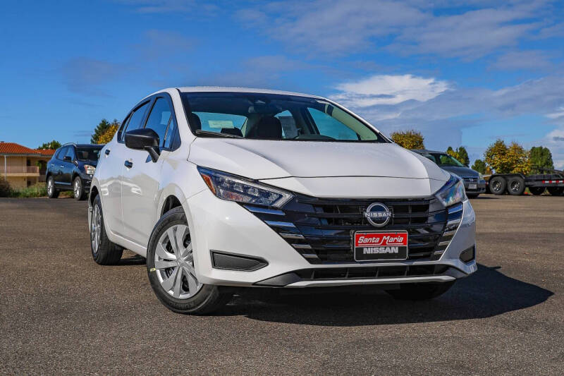 2025 Nissan Versa Sedan S's photo