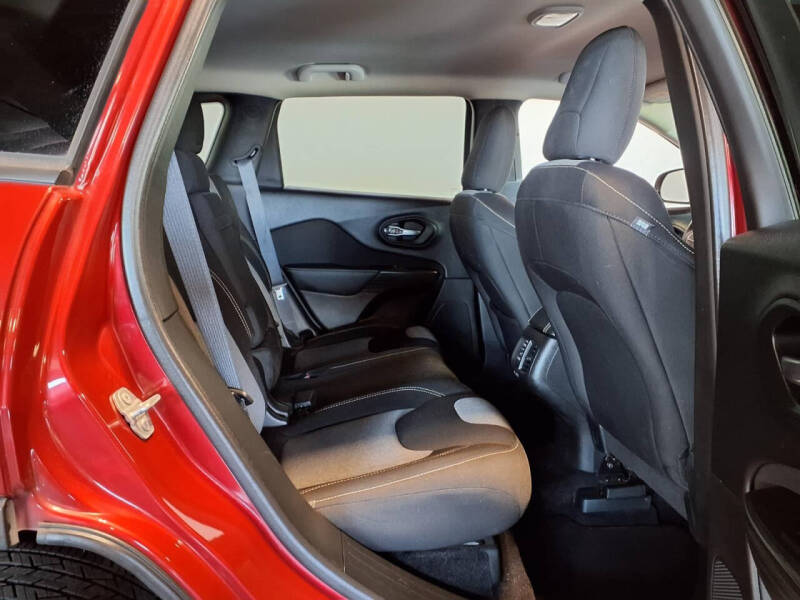 2017 Jeep Cherokee Sport Altitude