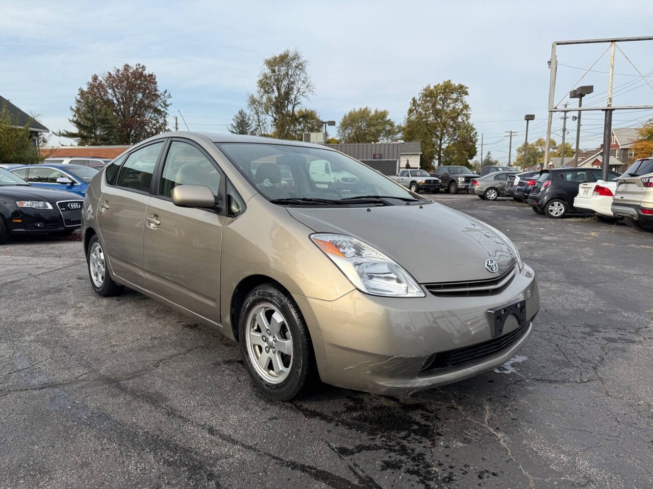 2005 Toyota Prius for sale at AVS AUTO GROUP LLC in CLEVELAND, OH