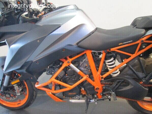 2016 KTM SUPER DUKE GT