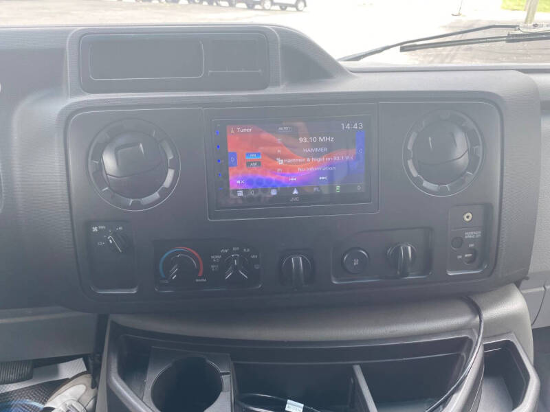 2014 Ford E-Series E-250