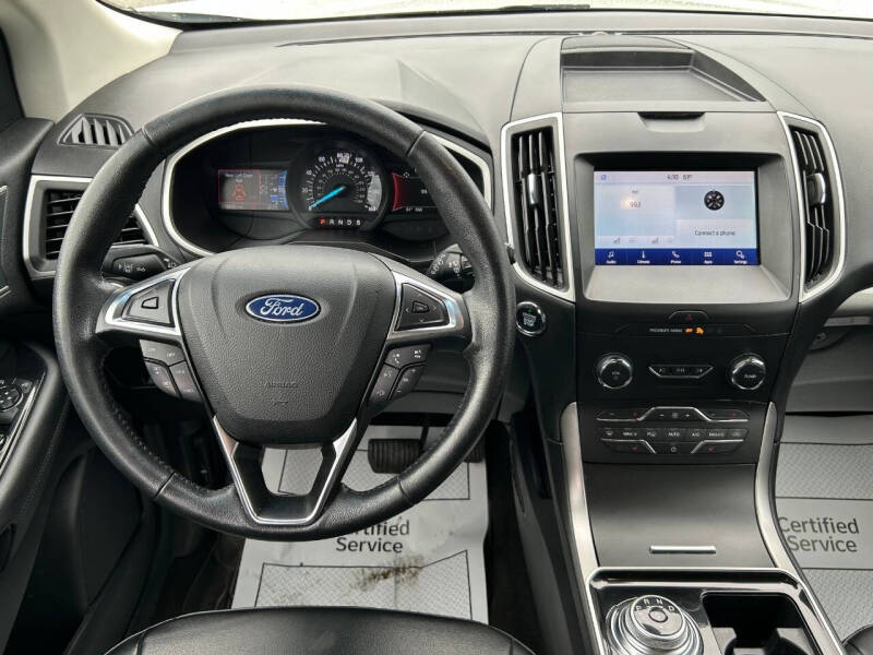 2020 Ford Edge SEL