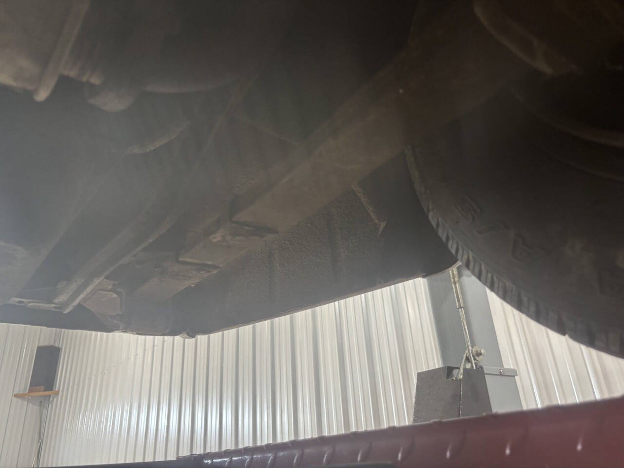 1963 Ford Thunderbird 40