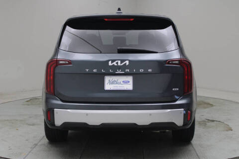 2023 Kia Telluride LX