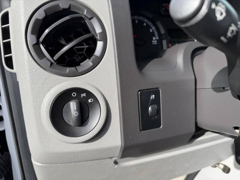 2014 Ford E-Series E-250