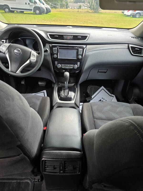 2015 Nissan Rogue SV