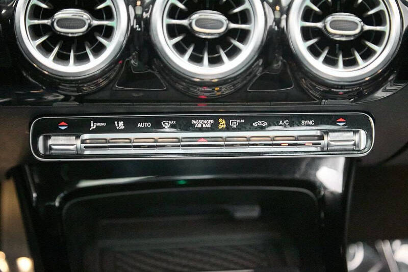 2025 Mercedes-Benz CLA CLA 250 4MATIC