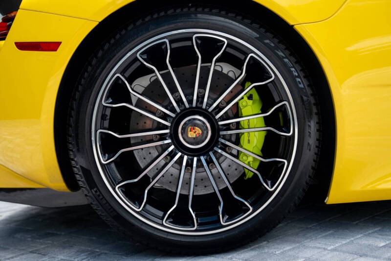 2015 Porsche 918 Spyder