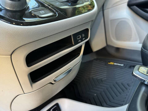 2019 Chrysler Pacifica Touring L