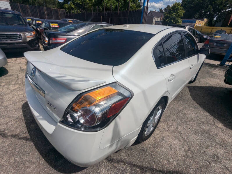 2012 Nissan Altima null photo 3