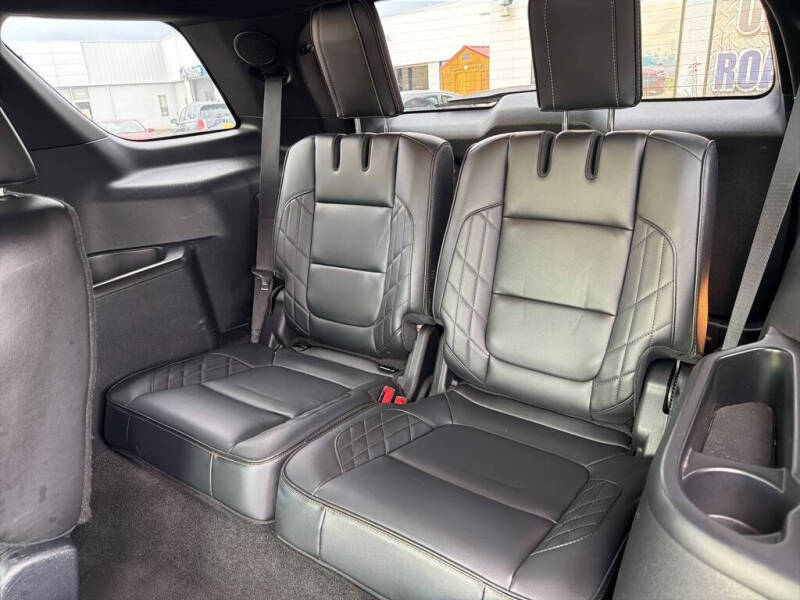 2017 Ford Explorer Platinum