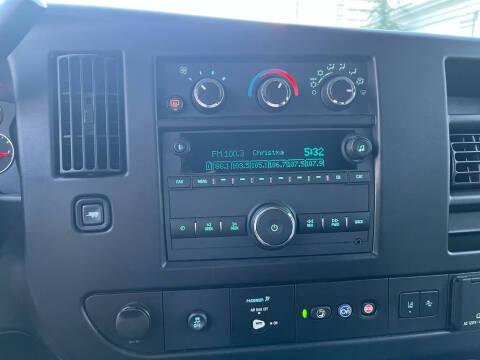 2023 Chevrolet Express LT 3500