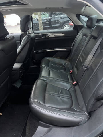 2014 Lincoln MKZ Hybrid