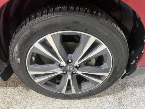 2018 Nissan Pathfinder Platinum
