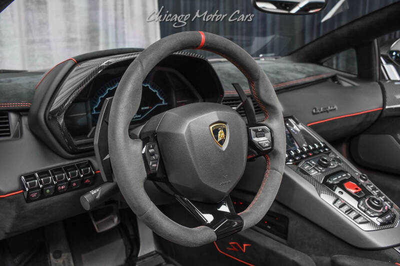 2016 Lamborghini Aventador LP 750-4 SV