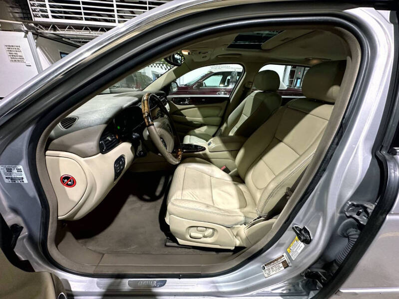 2005 Jaguar XJ-Series XJ8 L