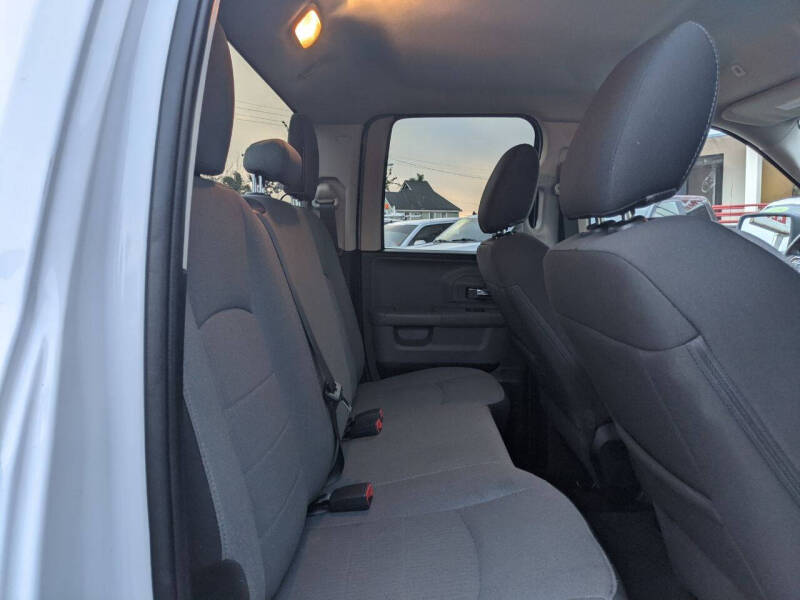 2024 RAM 1500 Classic SLT