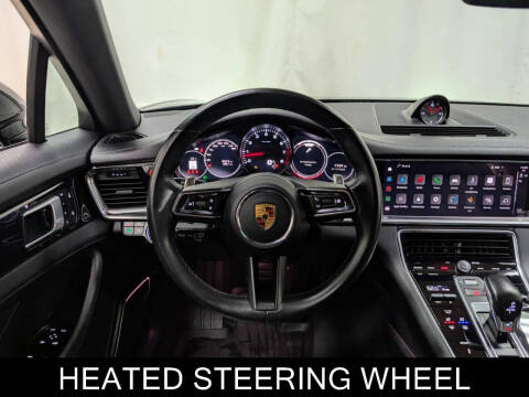 2022 Porsche Panamera 4