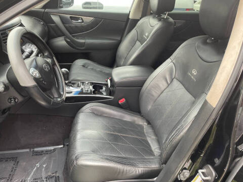 2010 Infiniti FX35