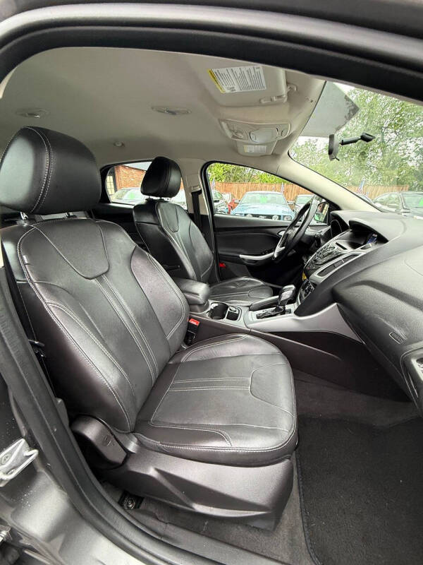 2014 Ford Focus SE