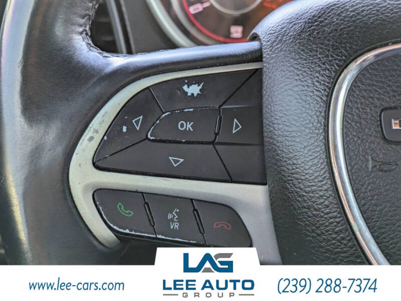 2015 Dodge Challenger SXT Plus