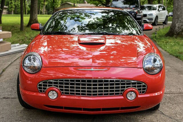 2002 Ford Thunderbird Deluxe