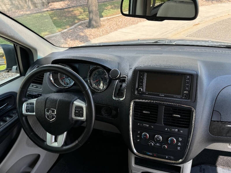 2016 Dodge Grand Caravan SE