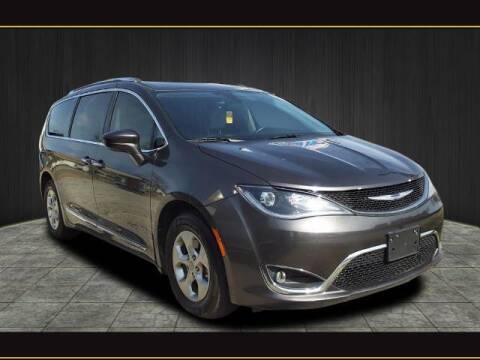 2017 Chrysler Pacifica for sale at Credit Connection Sales in Fort Worth TX