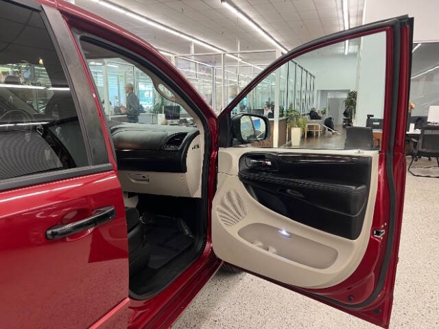 2016 Dodge Grand Caravan SXT