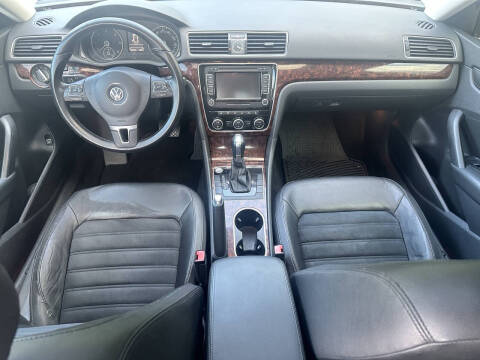 2013 Volkswagen Passat TDI SEL Premium